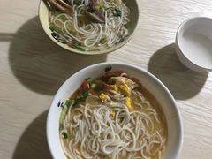 -尝回头贵阳牛肉米粉(中和店)