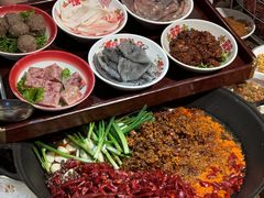 -沸炉重庆老火锅(军事博物馆店)