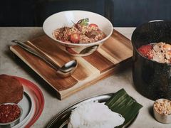 -Ongtong Khaosoi Ari Branch