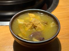 -一朵菌·野生菌探索家火锅(南亚店)