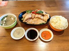 鸡腿饭-绿柠食堂(北外滩店)