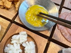 -银米·云南传统过桥米线(双廊黑金冠店)