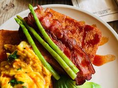 -Common Table · Brunch & Coffee