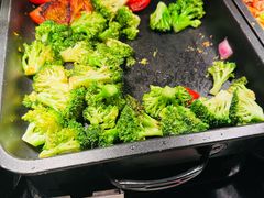 -大中华希尔顿酒店-念自助餐·嗨啤·小龙虾