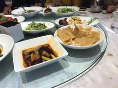 -品悦酒店(三林古镇店)