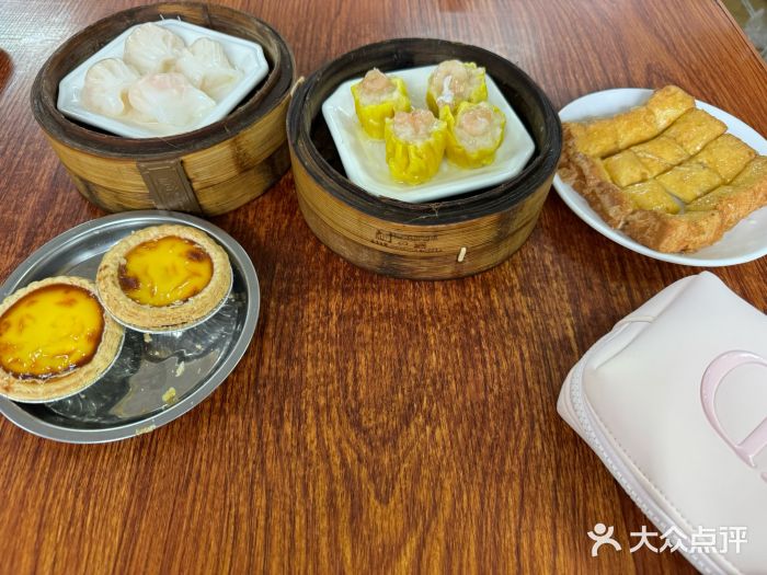 恒兴发茶店(水巷口店)虾仁烧卖图片