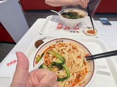 -顺溜·手工刀削面·黑金店(铜锣湾店)