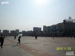 -番禺广场(市桥街道)