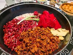 -卤校长老火锅(杨家坪直营店)