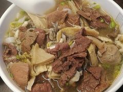 -潮镇老尾牛杂(环城西路店)