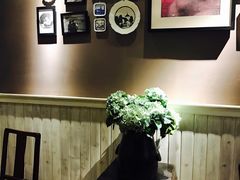 -杨桃院子咖啡吧(中华红墨店)