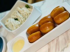 黄金馒头-左庭右院鲜牛肉火锅(浦江欢乐颂店)