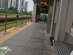 -高新区有轨电车1号线嘉陵江路站