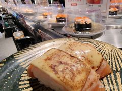 炙烧芝士三文鱼-小乔回转寿司(沈阳大悦城店)