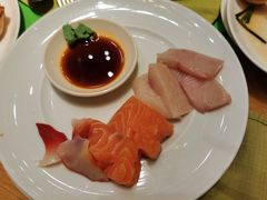 -两咖啡自助餐厅(静安香格里拉酒店)