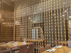 -乐忻皇朝(上海中心大厦店)