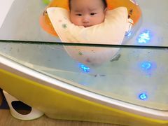 -小小王国亲子游泳俱乐部(锦辉中心)
