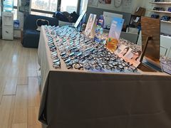 -天空之镜眼镜店蔡司依视路授权店(天通苑店)