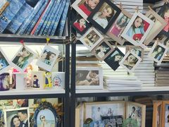 -红裙子照相馆(曹安路轻纺市场店)