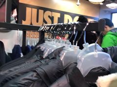 -NIKE上海青浦优选体验店