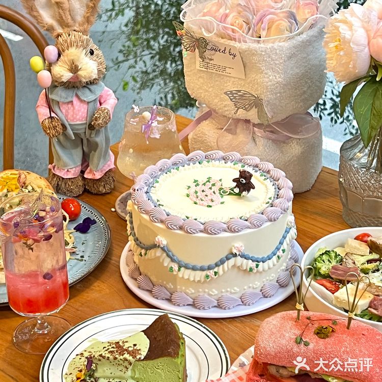 生日餐厅别纠结噜🎂来栗子猫拍照吼出片 