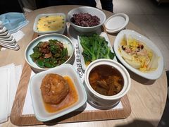 -老乡鸡(上海白玉兰广场店)