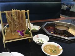 -重庆德庄火锅(体育中心店)
