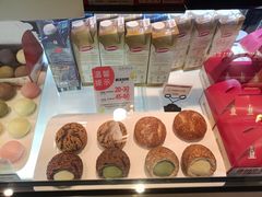 -西树泡芙(湖滨银泰in77B区店)