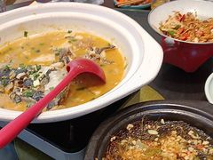 -川流不息·地道川菜·小龙虾(松东路店)