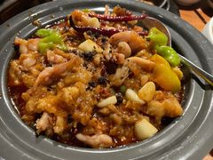 黑松露牛肝菌焖牛蛙-云海肴·汽锅鸡·云南菜(美罗城店)