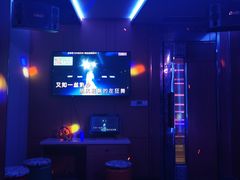 -蓝尊量贩(黄河路店)