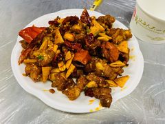 香辣掌中宝-小民大排档(光谷店)