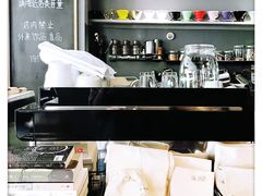 -转山咖啡(松柏社区店)