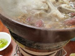 -威邵鸡煲(西华路总店)