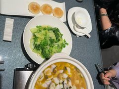 -双湖园·地标武汉菜(黄鹤楼解放路店)