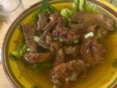 -伟记牛肉(金鸿公路店)