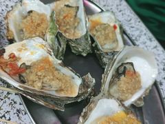 -蚝哥花姐湛江烤生蚝(美丽湾市场店)
