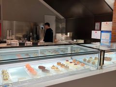 -潮一不贰·法式甜品·生日蛋糕·西式简餐(外滩店)