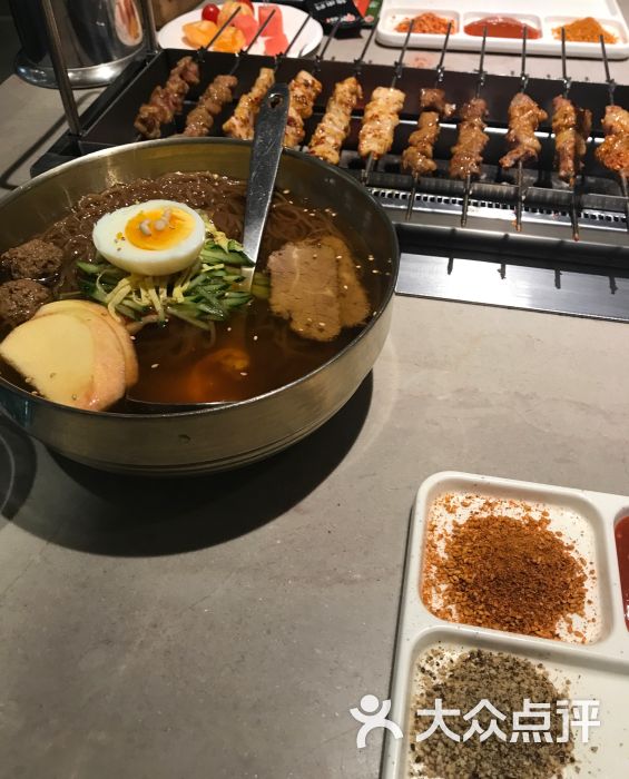 丰茂烤串l羊肉现穿才好吃(万向城店)-现压冷面图片-廊坊美食-大众点评