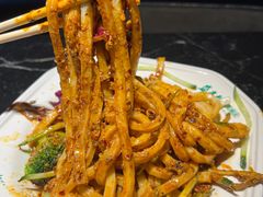 -清真盛志望麻酱酿皮铺