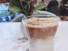 -潮一不贰·法式甜品·生日蛋糕·西式简餐(外滩店)