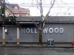 -HOLLYWOOD