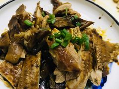 -魏铭鱼头捞饭(晋阳路店)