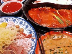 -周小明火锅(黑金冠社区店)