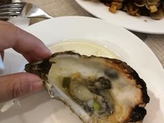 烤生蚝-东方红海鲜百汇(国际大厦店)