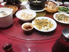 -土砂锅生态山庄·非遗砂锅雅鱼