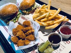 -The Habit Burger Grill 哈比特汉堡(复兴soho店)