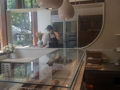 -VERIE BAKEHOUSE