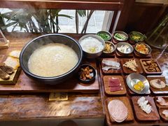 -银米·云南传统过桥米线(双廊黑金冠店)