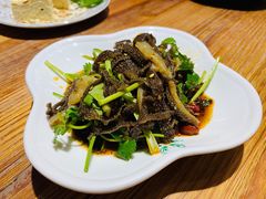 -塔哈尔·新疆盛宴(城西银泰店)